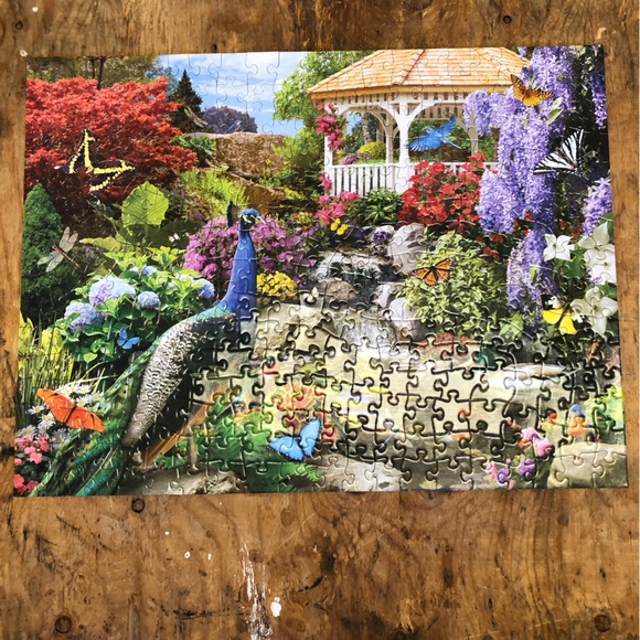 Bits and Pieces “Peacock Paradise” large piece 300 pc Puzzle - Picture 13 of 13